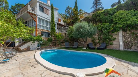 R02274 PRECIOSA CASA CON PISCINA, LICENCIA TURISTICA Y VISTAS A LA MONTAÑA