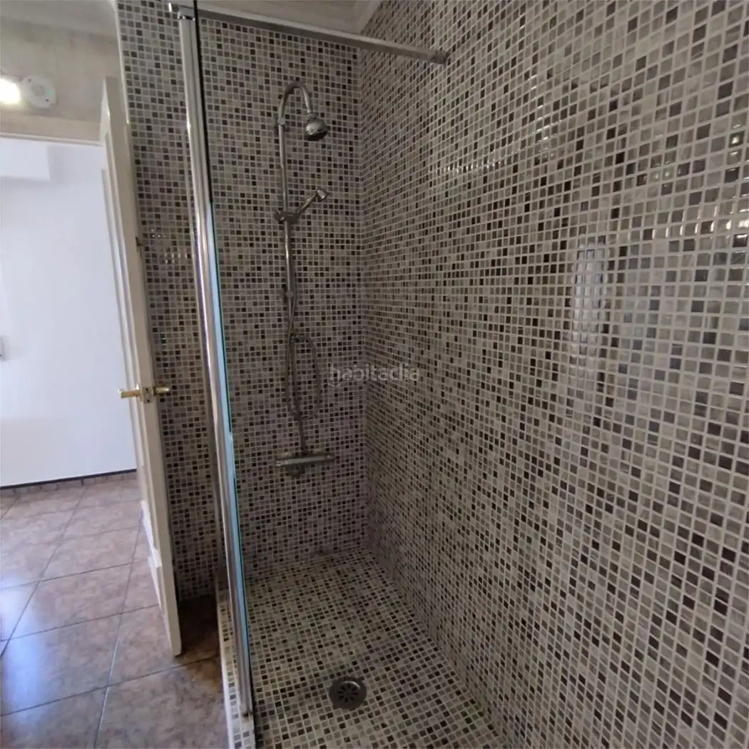 Penthouse with pool for sale in Calle Maria Parodi 118, imagen 6