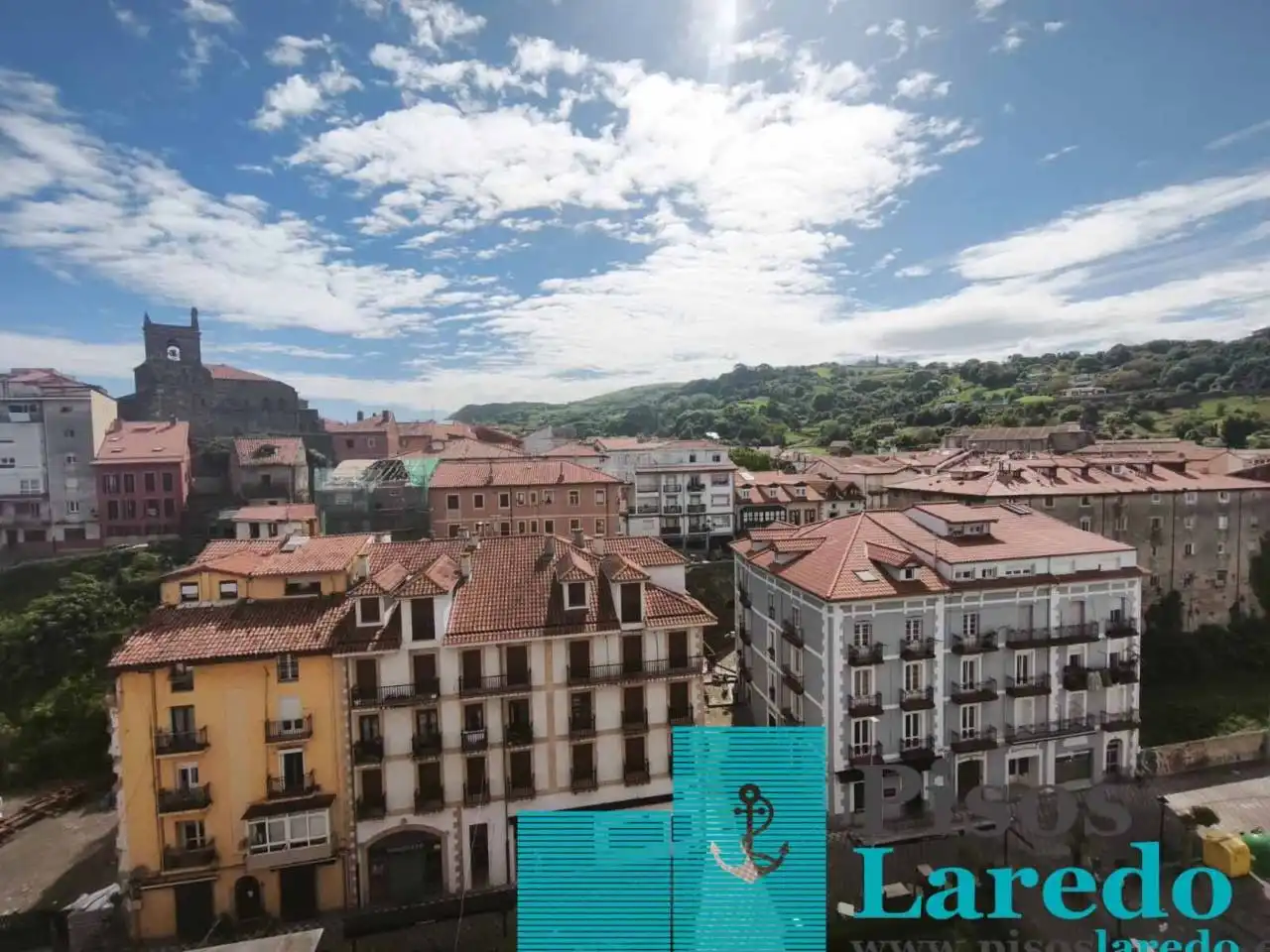 Exterior view of Flat for sale in Laredo  with Heating, Parquet flooring and Terrace