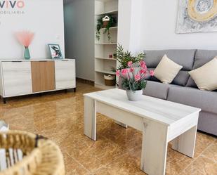 Sala d'estar de Apartament en venda en Águilas amb Calefacció i Balcó