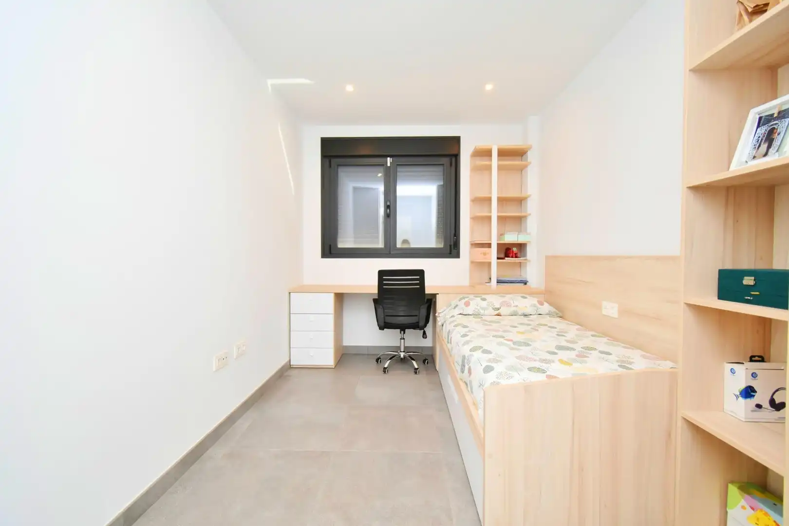 Bedroom of Detached homes for sale in Almería  with Air Conditioner, Terrace and Furnished