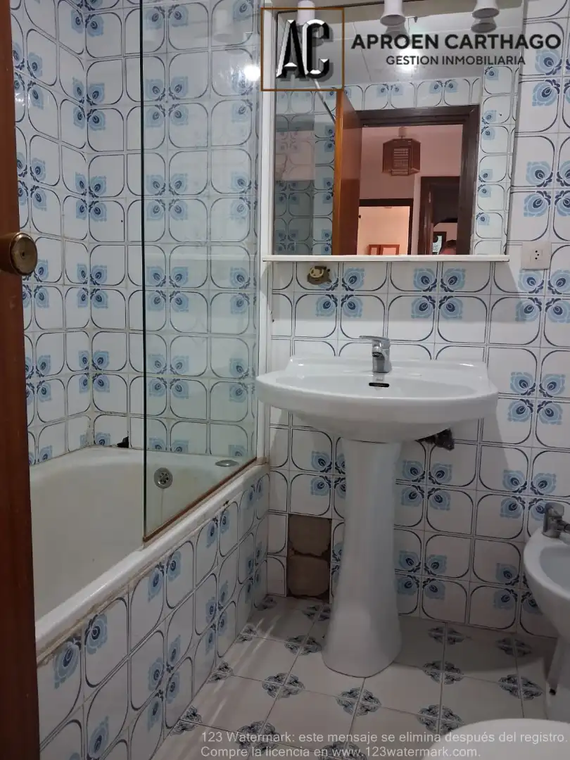 Bathroom of Flat for sale in Los Alcázares  with Terrace, Furnished and Balcony