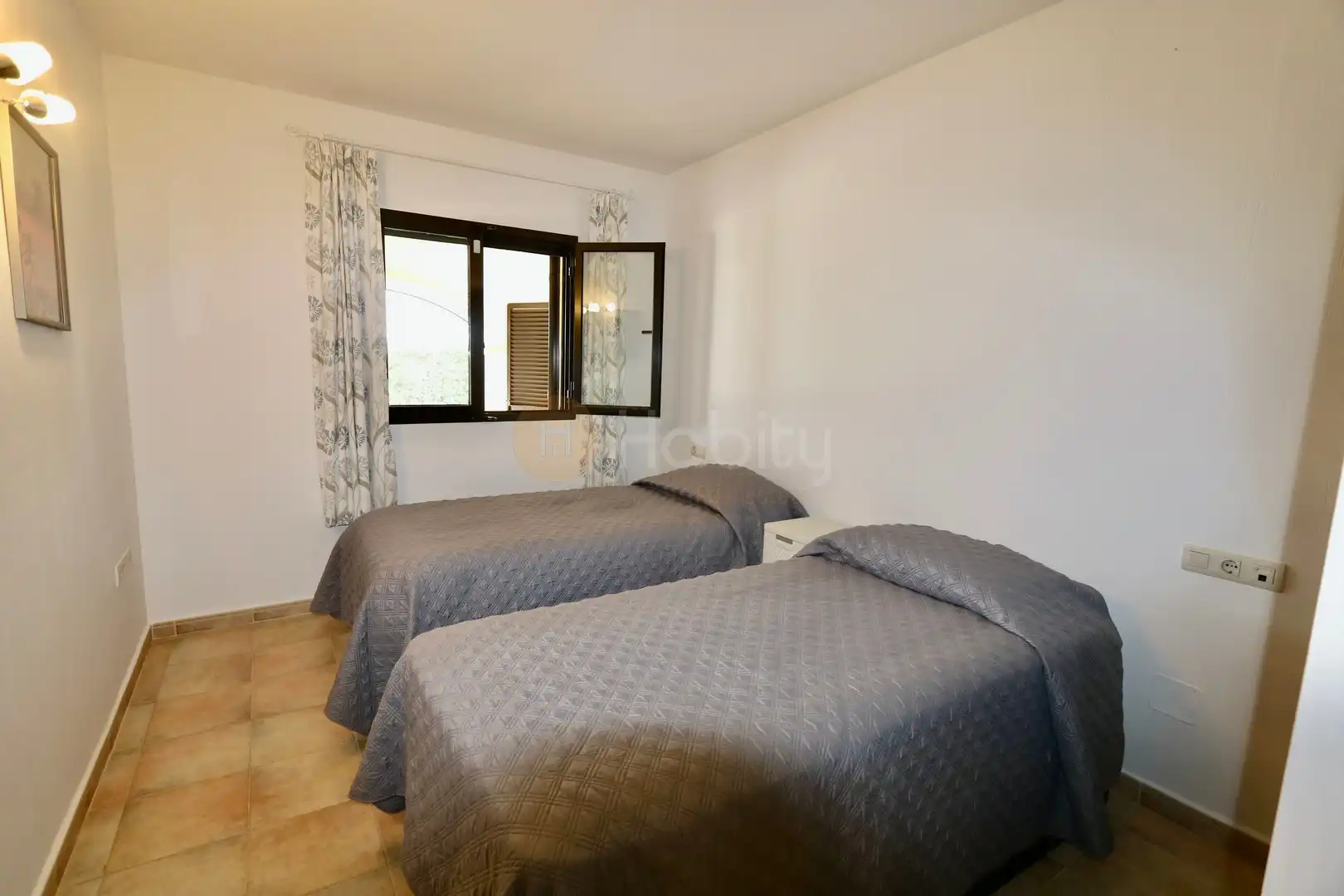 Habitación de Casa o chalet en venta en Fuente Álamo de Murcia con Aire acondicionado, Calefacción y Jardín privado