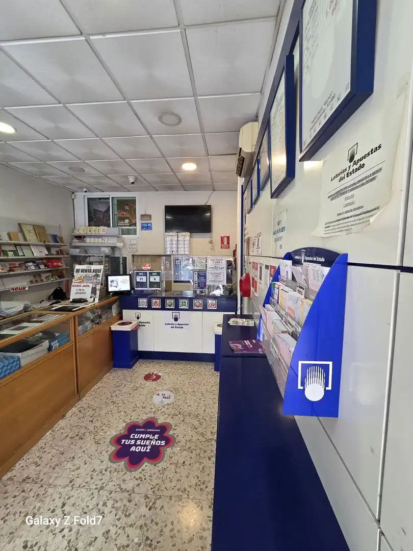 Local en venda en Jaén amb Aire condicionat