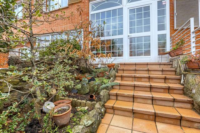 Casa adosada en Venta en Calle PABLO PICASSO en La Pizarra