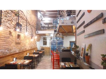 Local comercial en venta en Calle MONCADA
