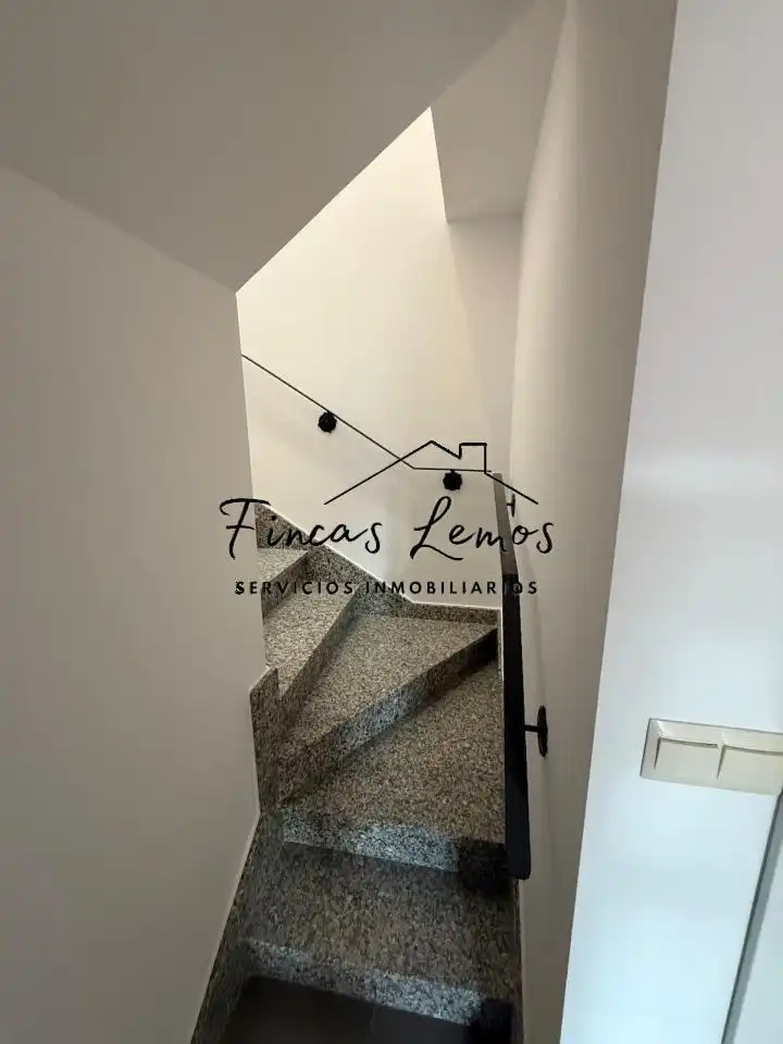 Wohnung zum Verkauf in Vimianzo mit Heizung und Abstellraum