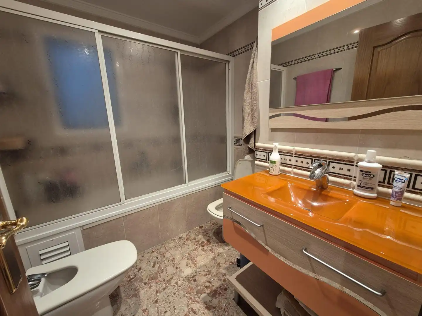 Bathroom of Detached homes for sale in Oliva  with Air Conditioner, Heating and Private garden