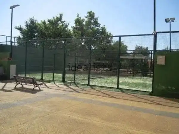 Piscina de Pis de lloguer en El Campello amb Aire condicionat, Jardí privat i Balcó