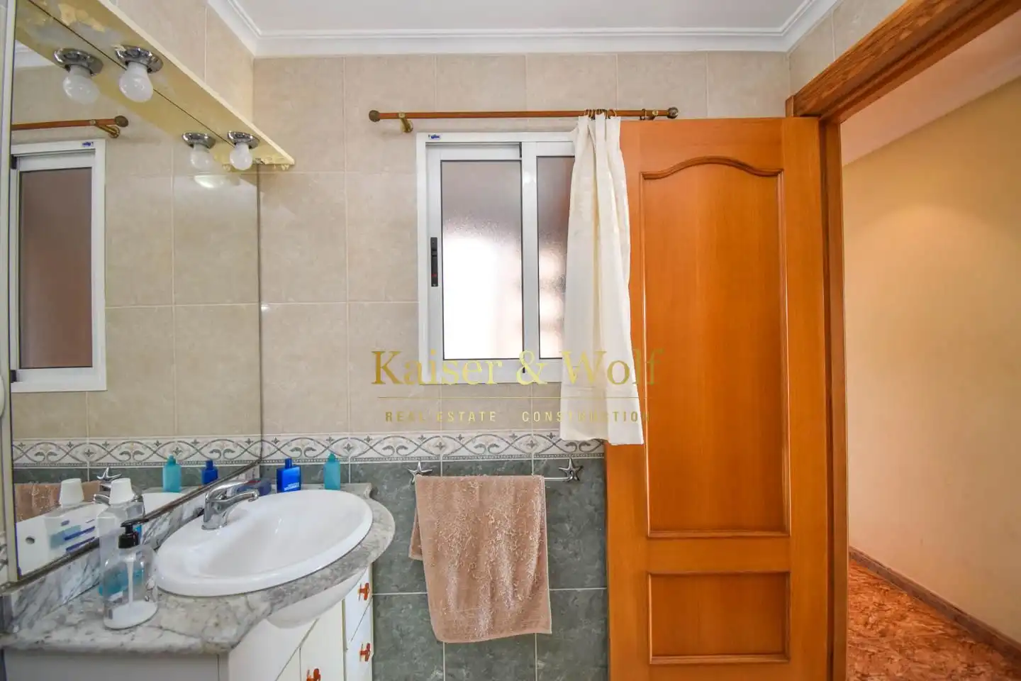 Baño de Piso en venta en Santa Pola con Aire acondicionado, Terraza y Amueblado