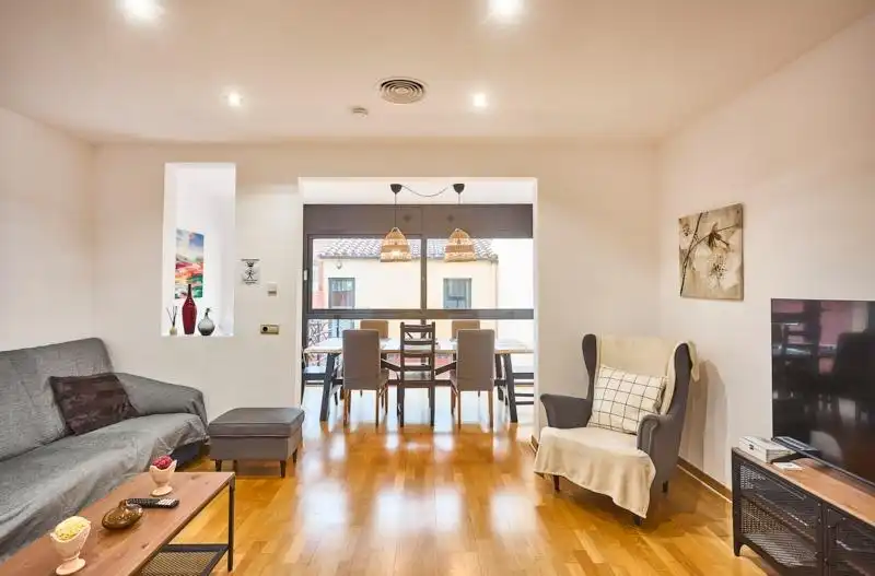 Sala de estar de Casa adosada en venta en Sant Feliu de Llobregat con Terraza