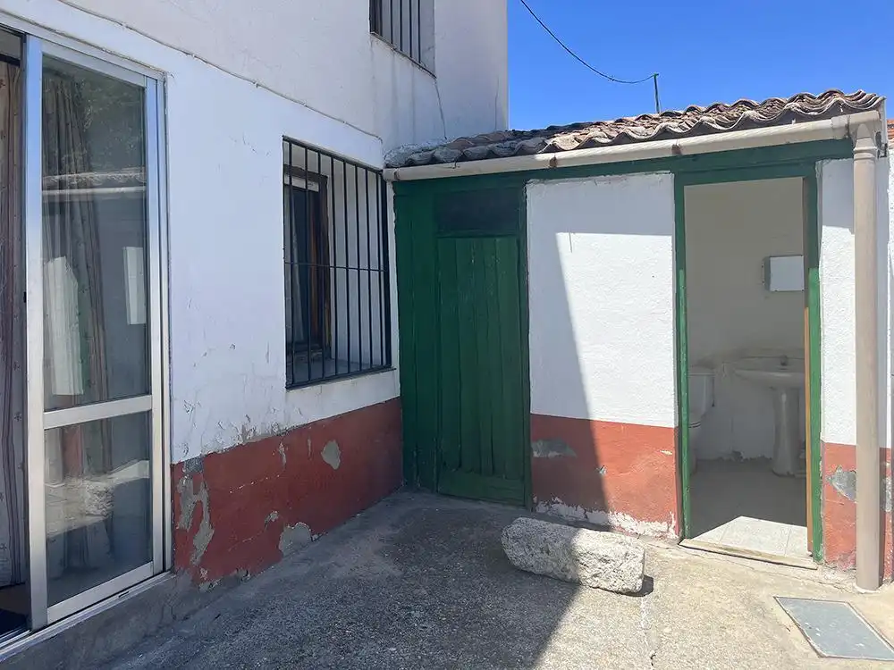 Exterior view of Houses for sale in Coca, Segovia