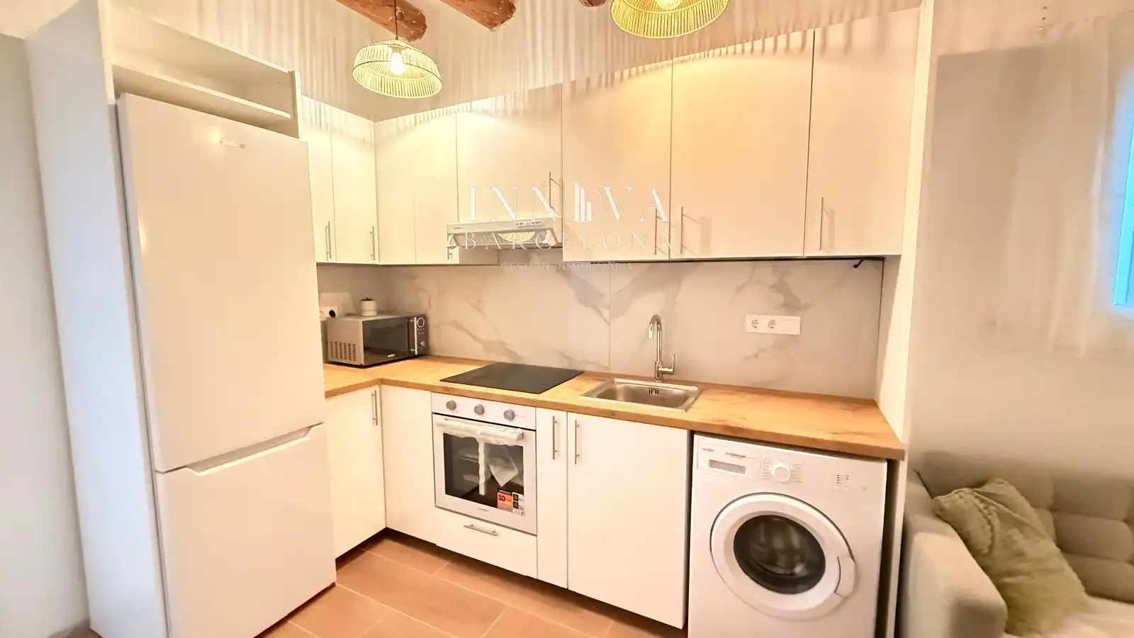 Cocina de Piso en venta en Barcelona con Aire acondicionado, Calefacción y Amueblado