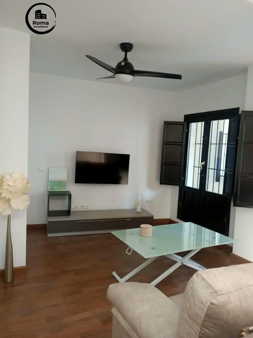 Living room of Apartments for sale in Churriana de la Vega  with Parquet flooring and Furnished
