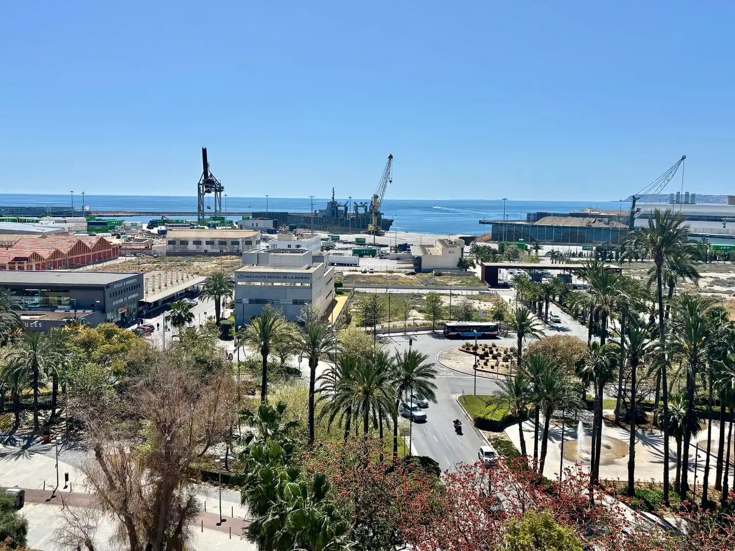 Vista exterior de Pis en venda en Alicante / Alacant amb Calefacció i Terrassa