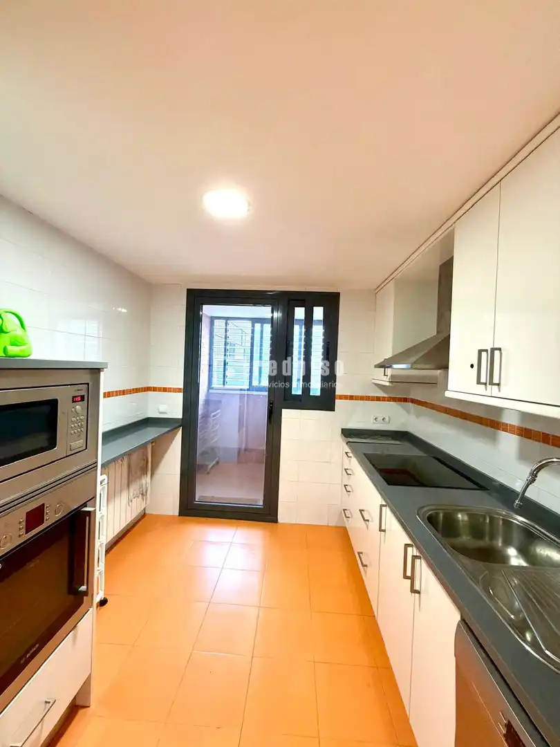 Kitchen of Flat for sale in Villa de Vallecas