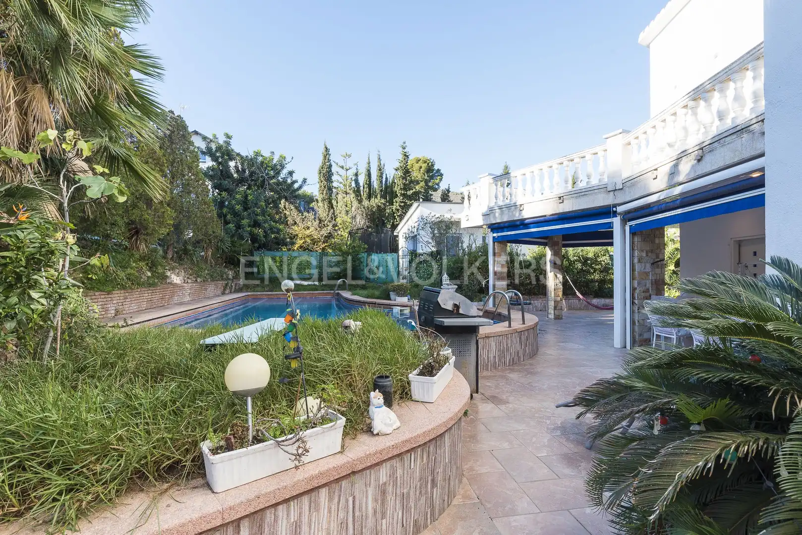 Swimming pool of Houses for rent in Castelldefels  with Air Conditioner, Heating and Private garden