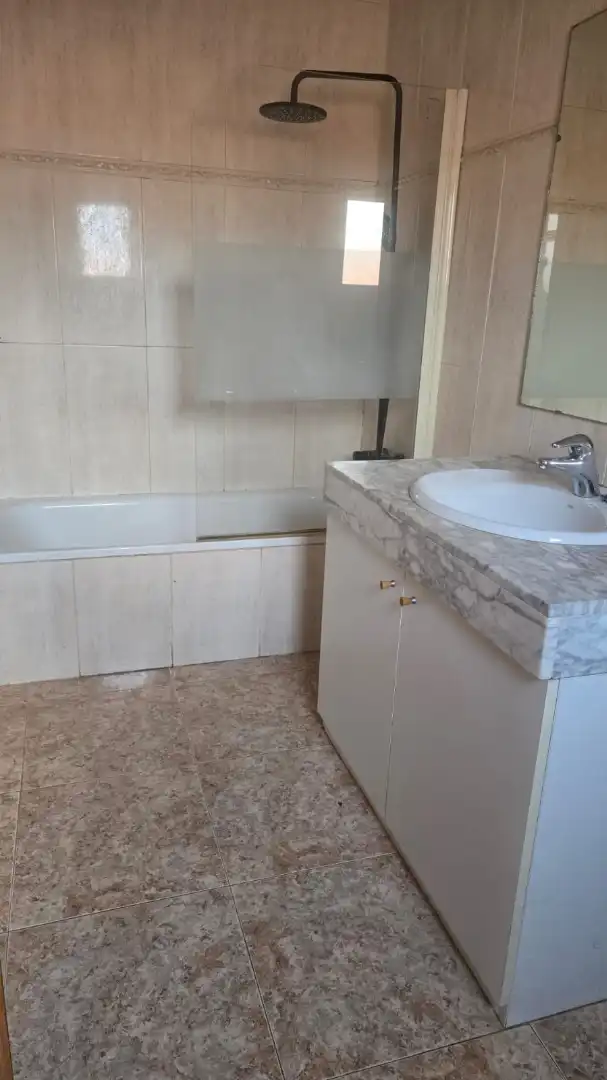 Adosado con terraza en venta en Carrer de Mossèn Lluís Daví 60, imagen 31