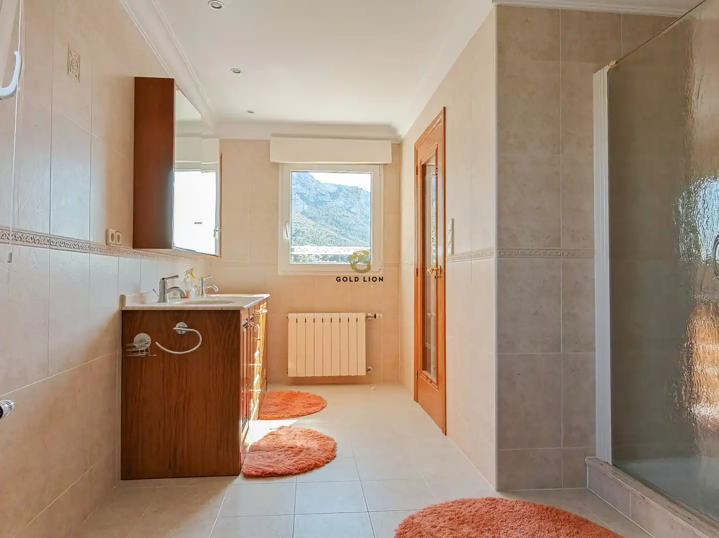 Bathroom of Houses for sale in Dénia  with Air Conditioner, Heating and Private garden