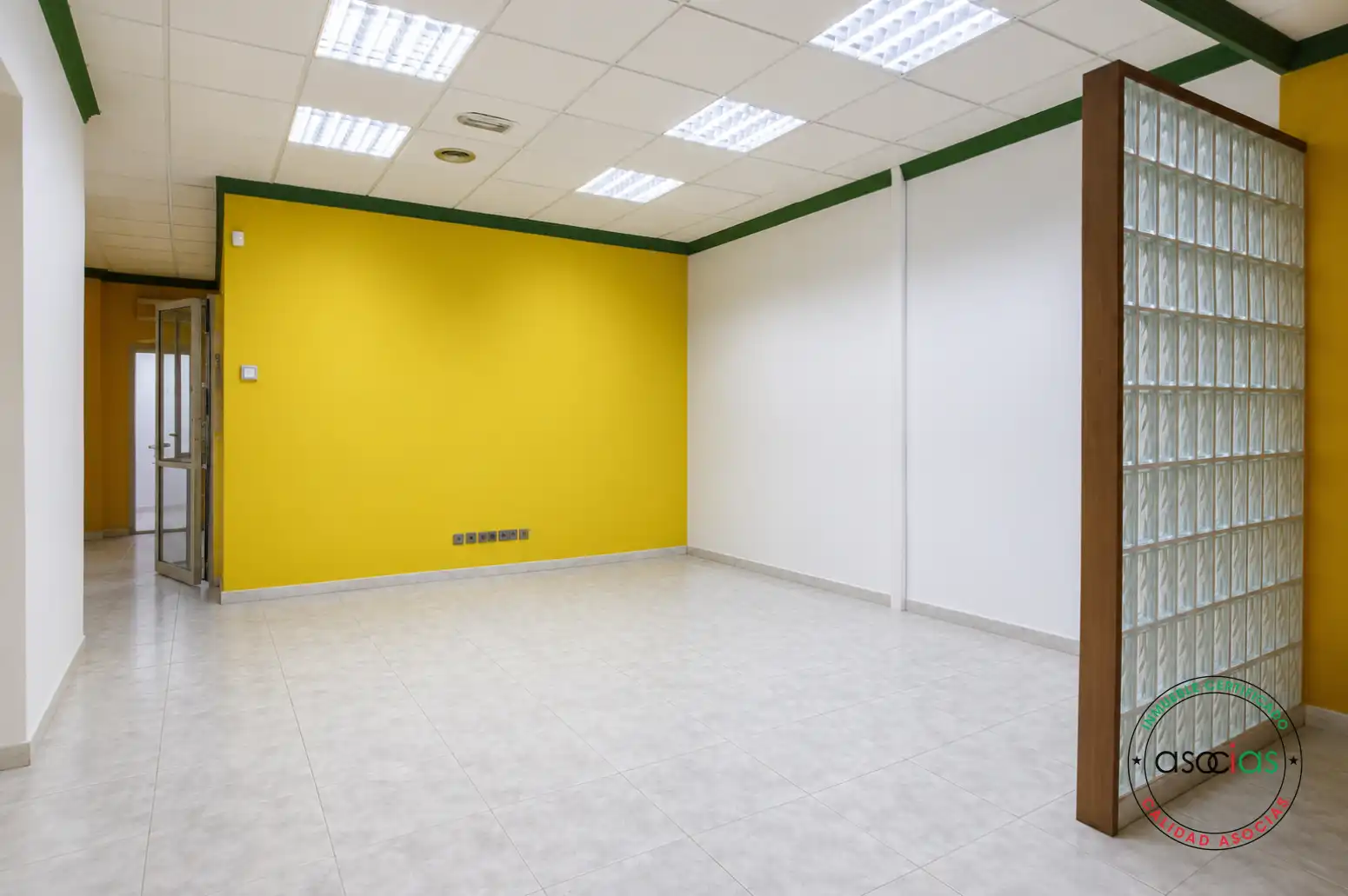 Local comercial en venta en Sama - CL CAPITAN ALONSO NART 19, imagen 7
