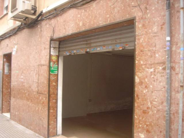 Local comercial en Alquiler en Roselles en Santa Rosa