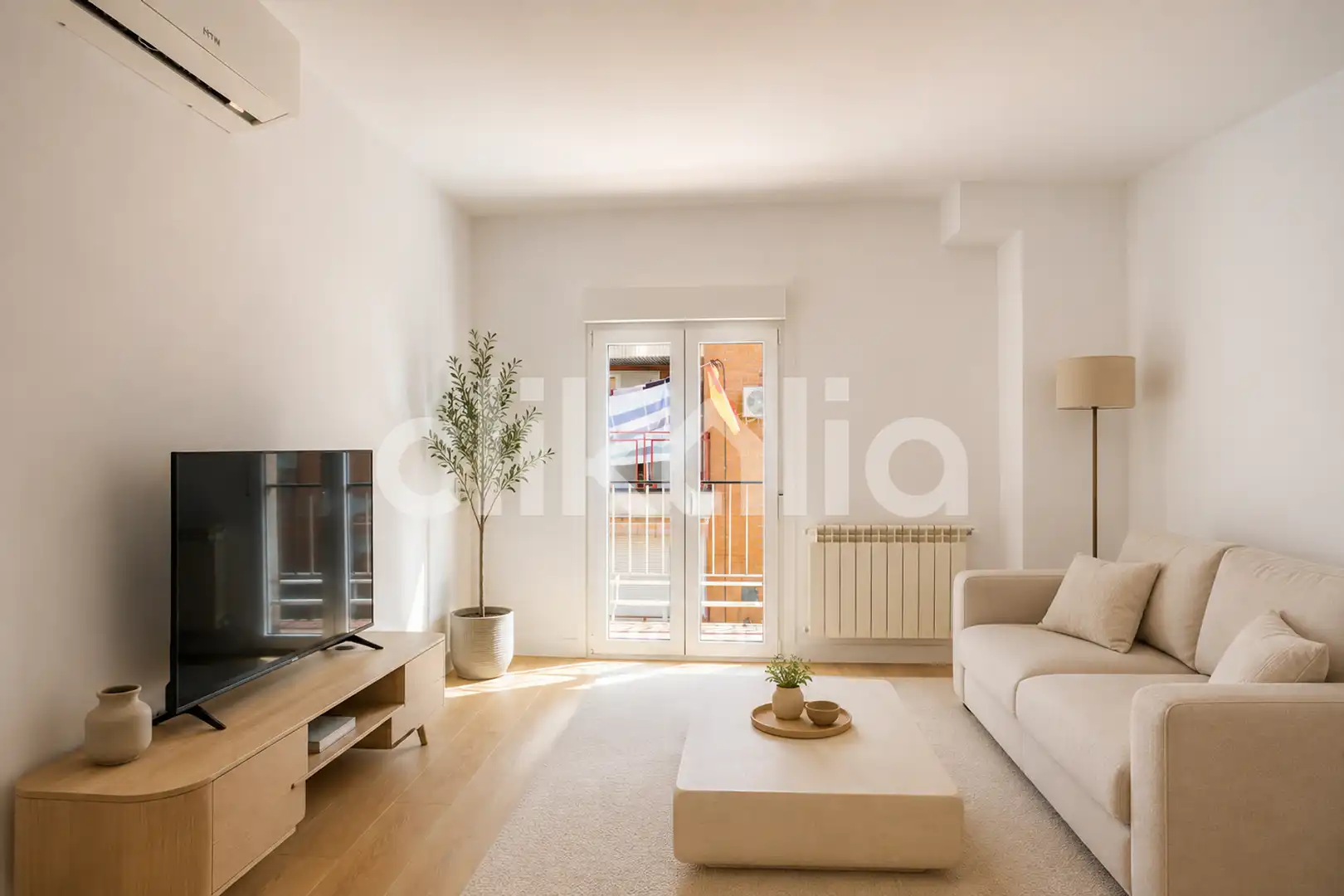 Living room of Flat for sale in Alcobendas  with Air Conditioner, Heating and Terrace