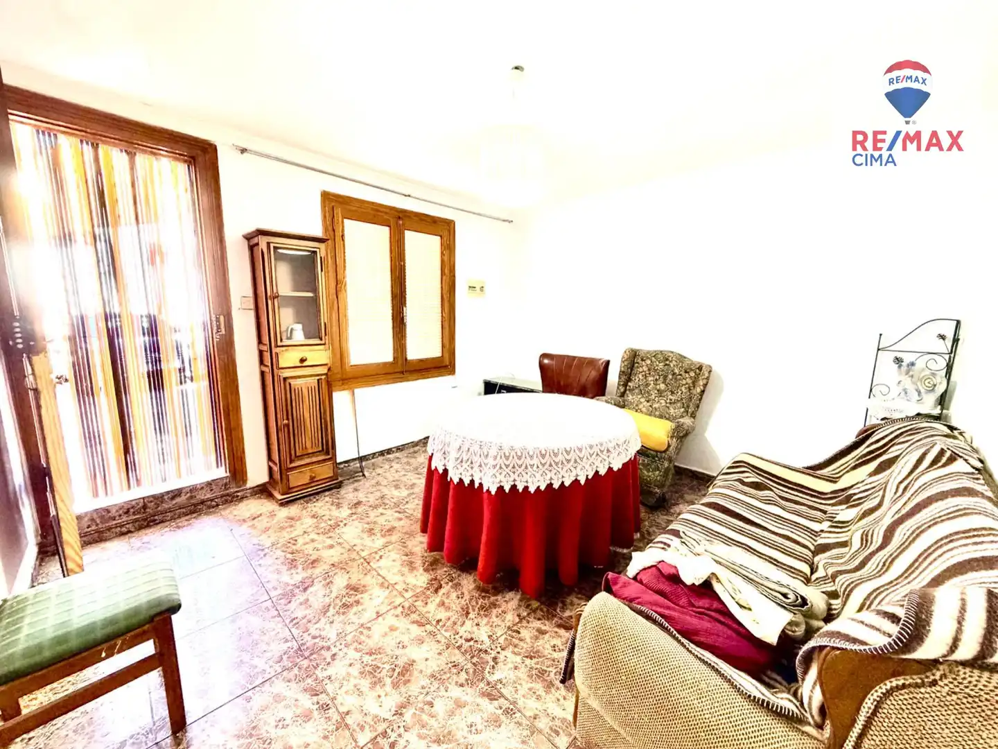 Sala de estar de Casa o chalet en venta en Cúllar con Terraza y Amueblado