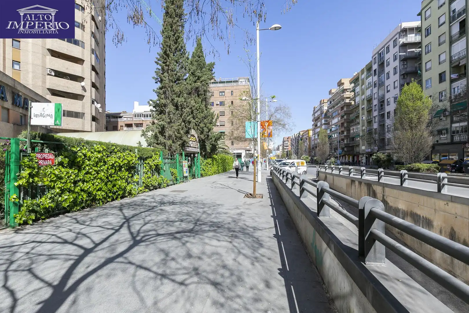 Vista exterior de Apartamento en venta en Granada