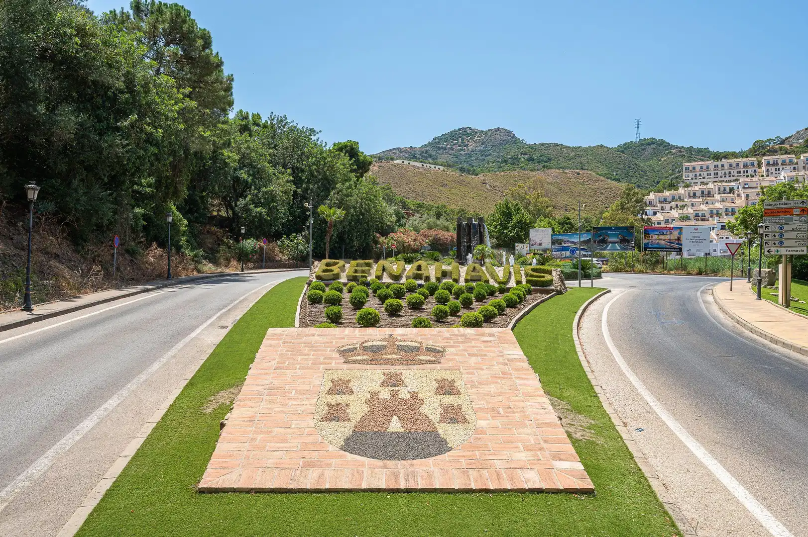 Vista exterior de Apartamento en venta en Benahavís con Aire acondicionado, Trastero y Lavadora