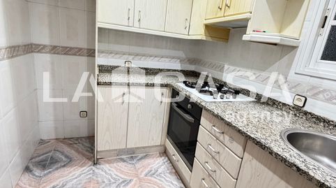 Foto 4 de Piso en venta en Carrer de Florència, Llatí, Santa Coloma de Gramenet