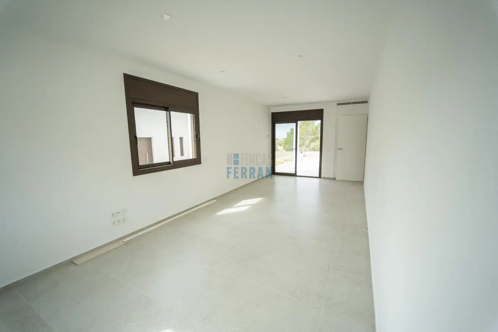 Houses for sale in El Vendrell  with Air Conditioner, Terrace and Swimming Pool