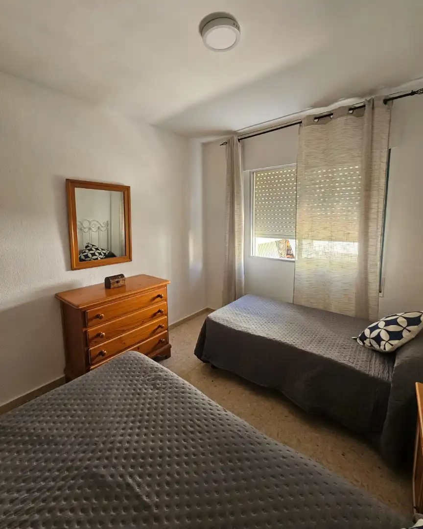 Habitación de Piso de alquiler en Benalmádena con Terraza, Amueblado y Horno