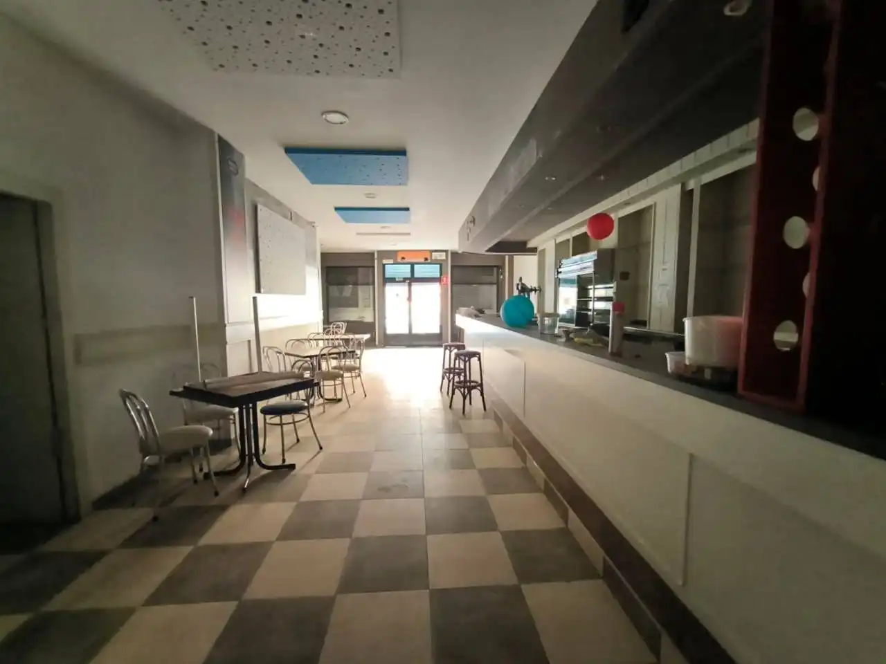 Local comercial en venda a San Pablo, imagen 2