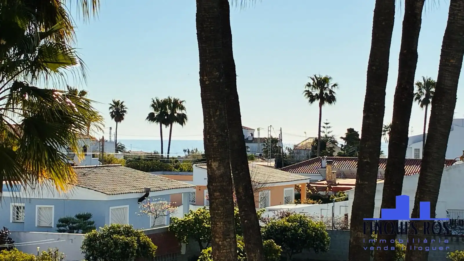 Exterior view of Apartments for rent in Vinaròs  with Air Conditioner, Heating and Storage room