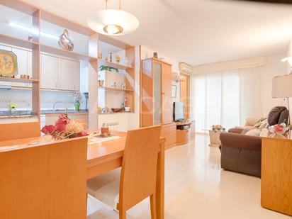 Living room of Flat for sale in L'Hospitalet de Llobregat  with Heating, Terrace and Balcony