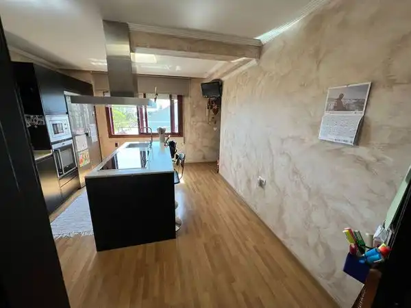 Cocina de Edificio en venta en Moaña