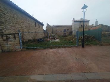 Residential land for sale in Calle Juan Fontana 29