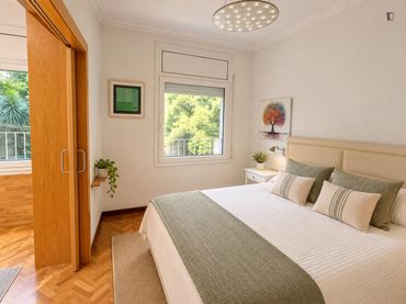 Estudi amb ascensor de lloguer a Sarrià - Sant Gervasi