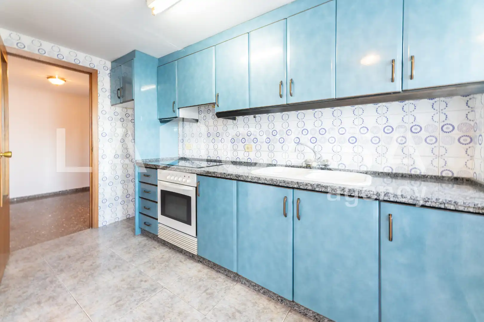 Flat with lift for sale in Poblats Marítims, imagen 5