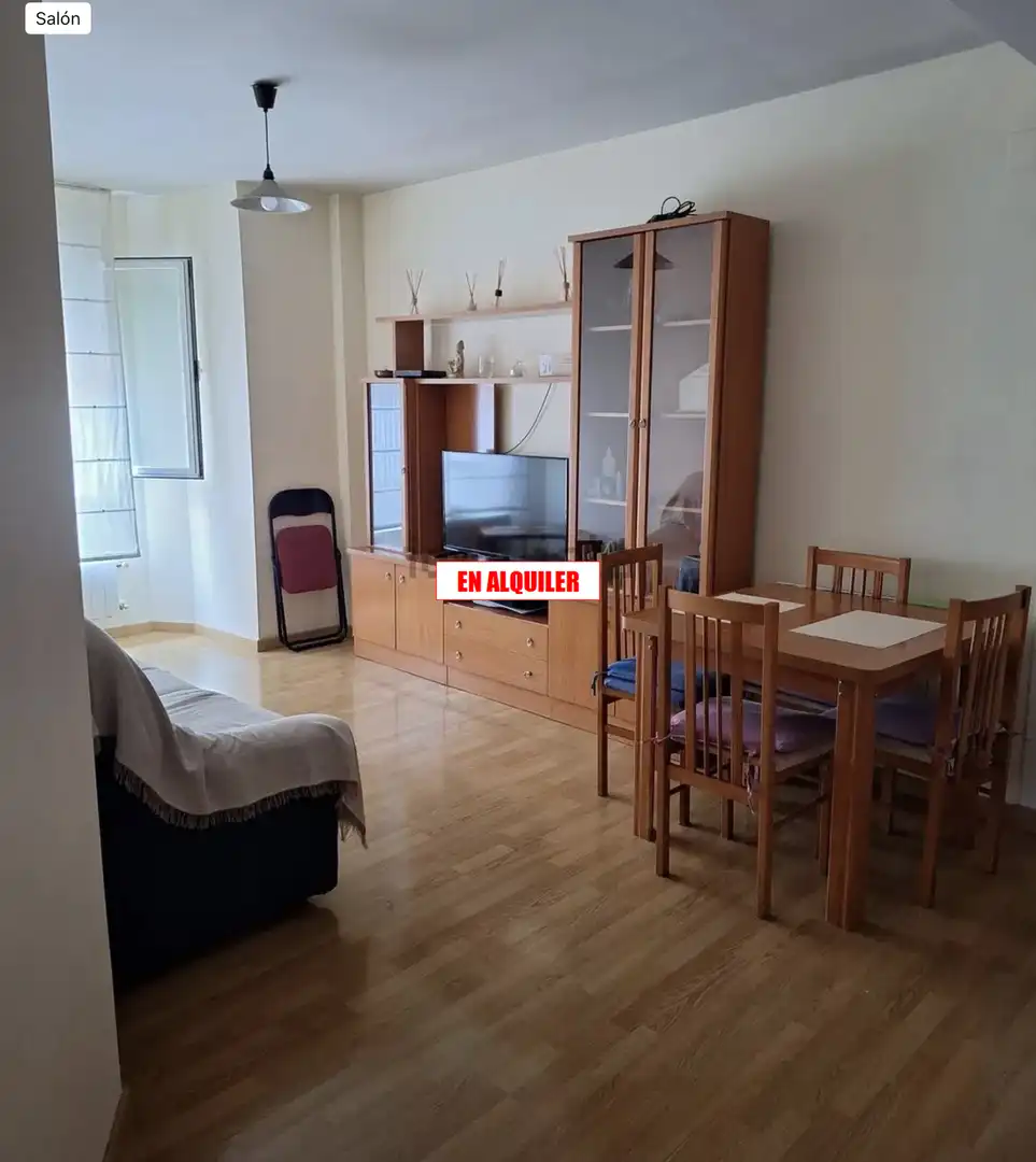 Habitación de Apartamento de alquiler en Ciudad Real con Aire acondicionado, Calefacción y Trastero
