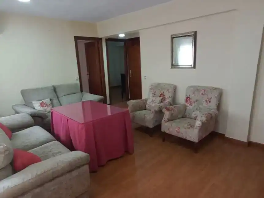 Sala de estar de Piso en venta en Mérida con Aire acondicionado, Parquet y Trastero