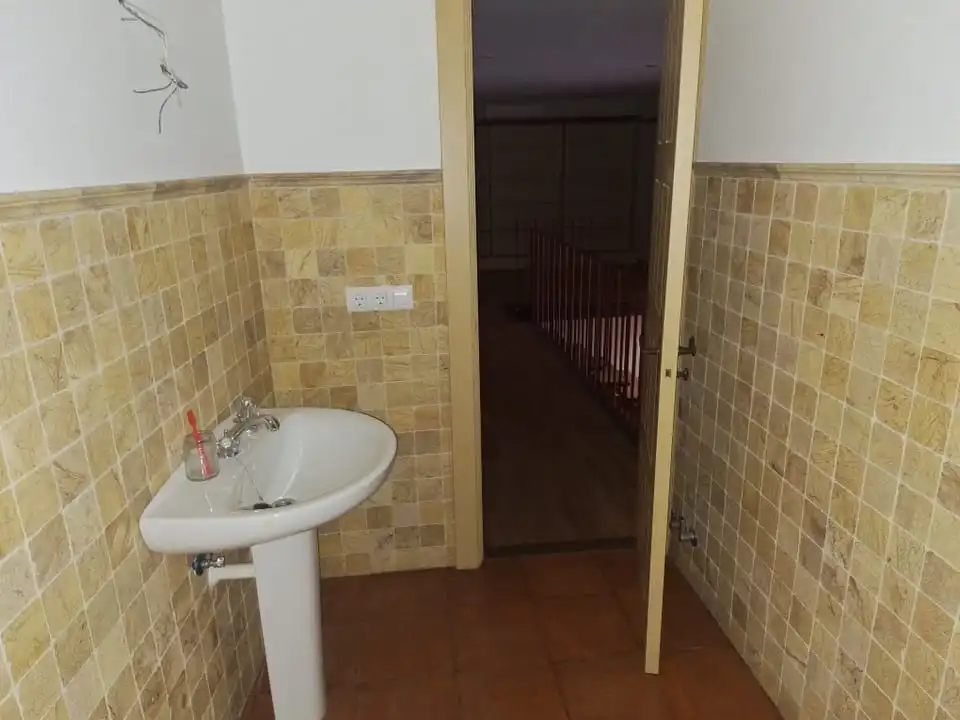 Bathroom of Houses for sale in Toledo  with Balcony
