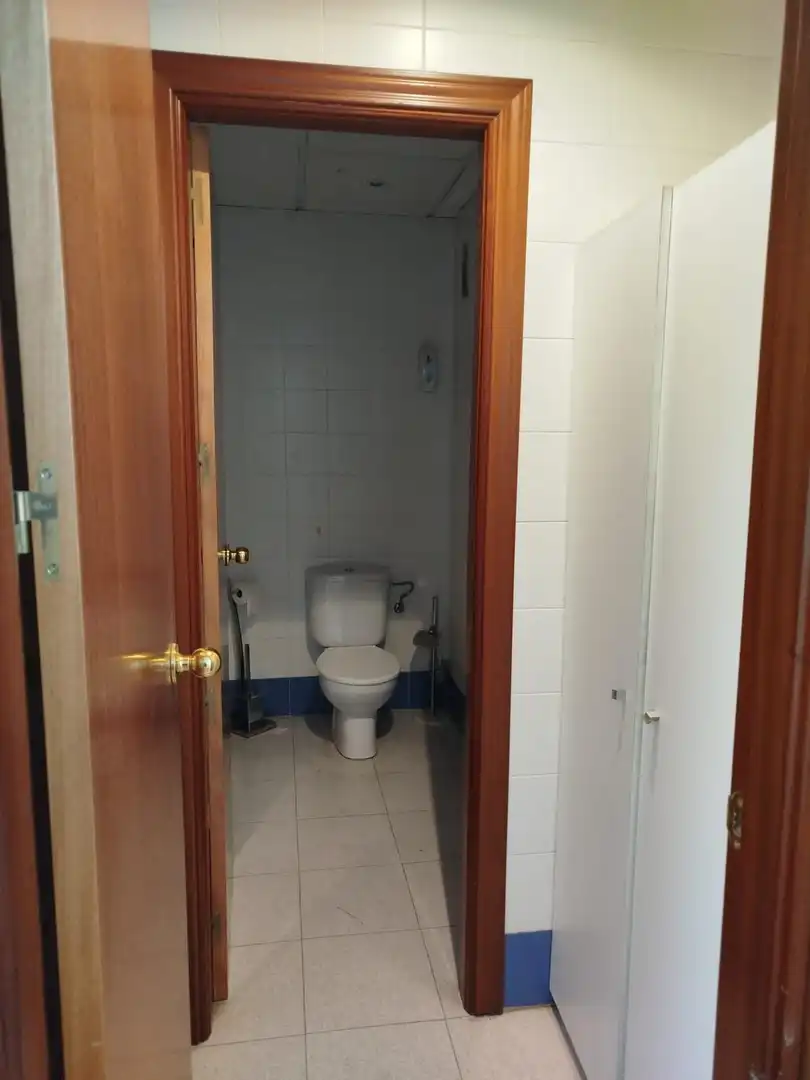 Bathroom of Industrial buildings for rent in Córdoba