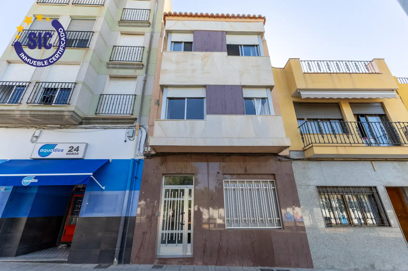 Vista exterior de Pis en venda en La Vall d'Uixó amb Terrassa