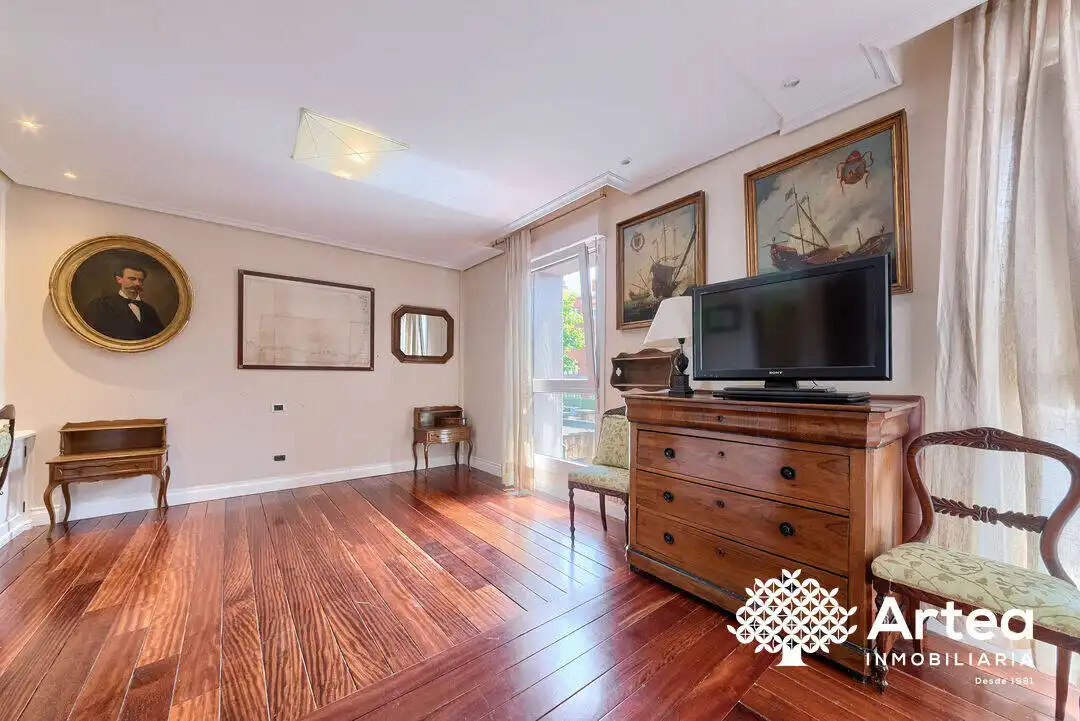Piso en venta en Atxekolandeta Kalea, Neguri