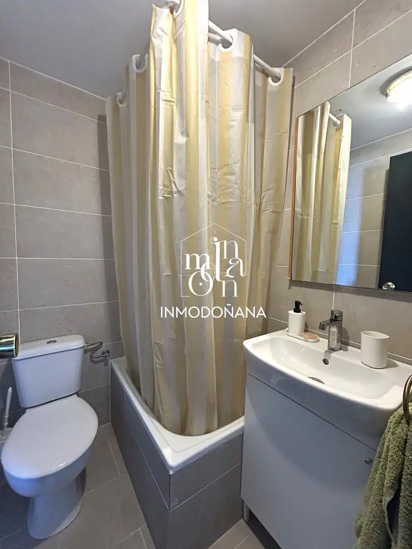 Baño de Piso en venta en Almonte con Terraza y Piscina comunitaria