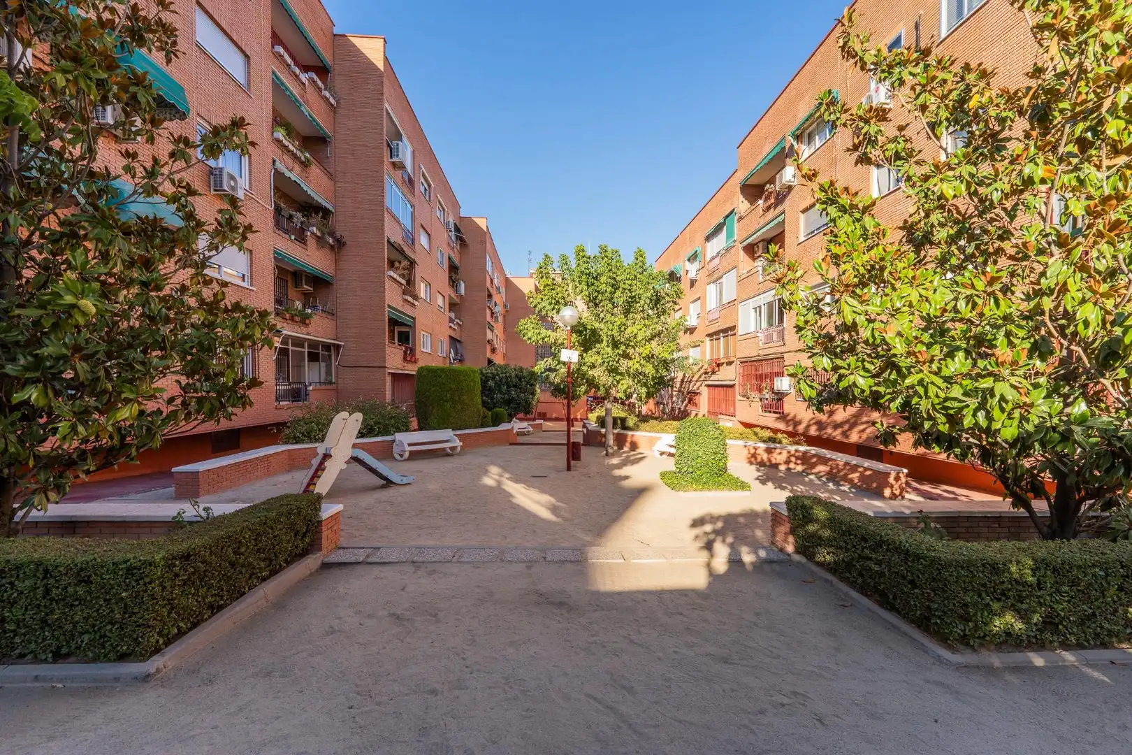 Exterior view of Flat for sale in Alcobendas  with Air Conditioner, Heating and Terrace