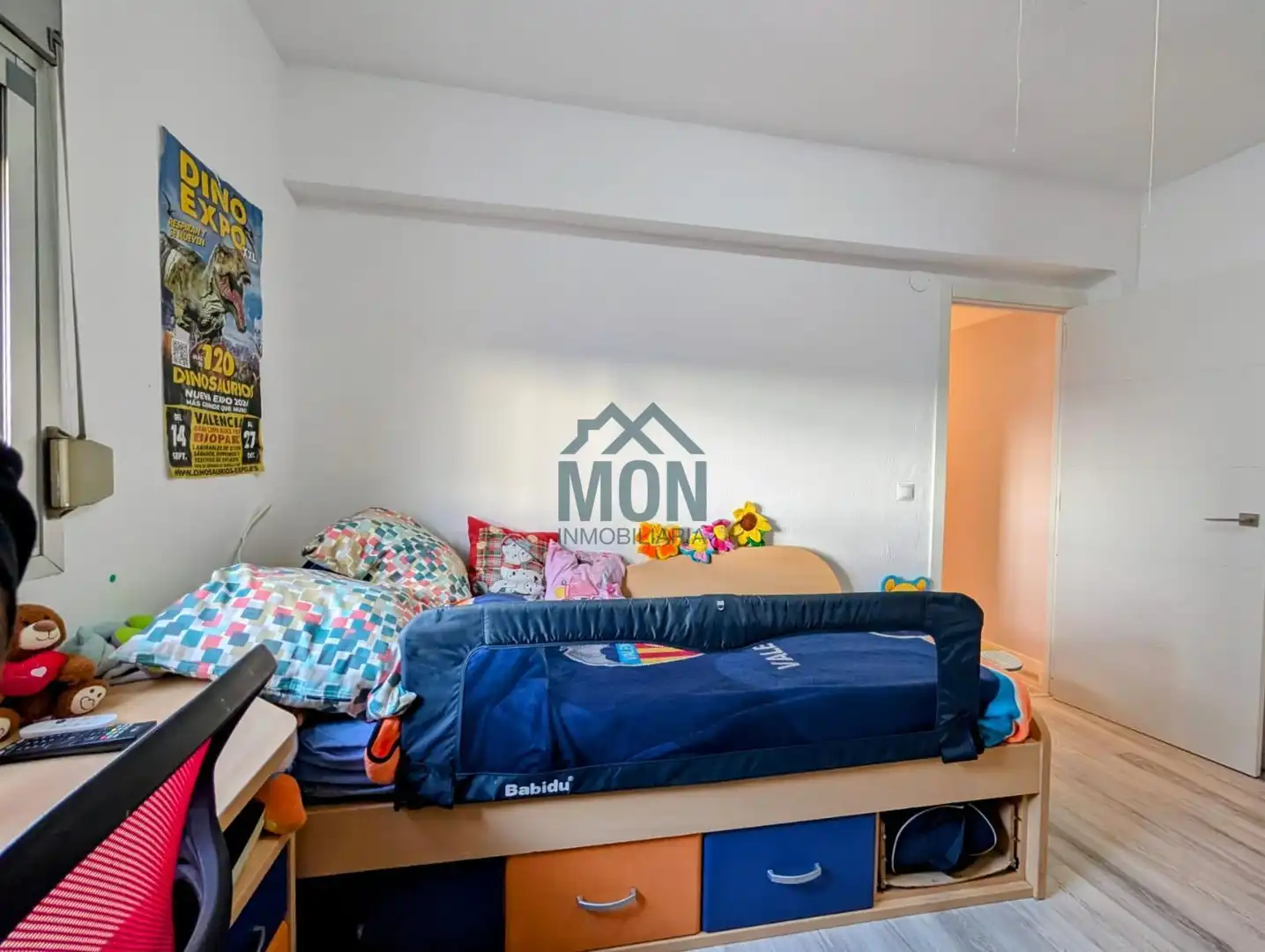 Habitación de Ático en venta en Catarroja con Calefacción, Parquet y Terraza