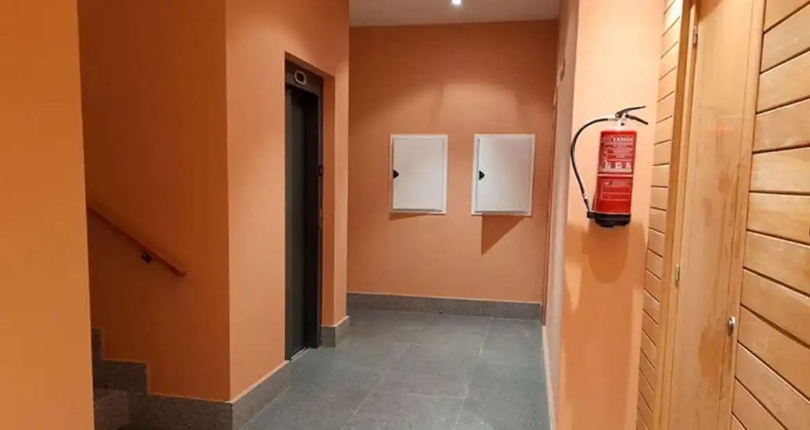 Piso en venta en Puebla de Lillo con Calefacción y Trastero