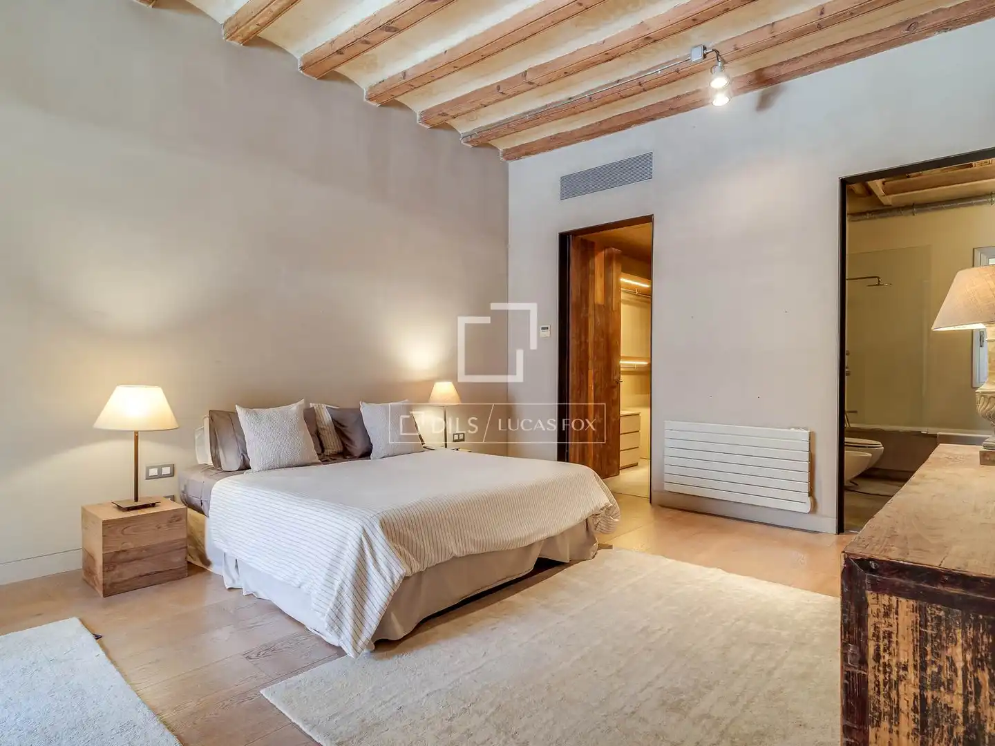 Habitación de Piso en venta en Barcelona con Aire acondicionado, Terraza y Amueblado